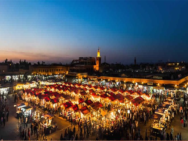 Der Platz Jemaa el-Fna am Abend
